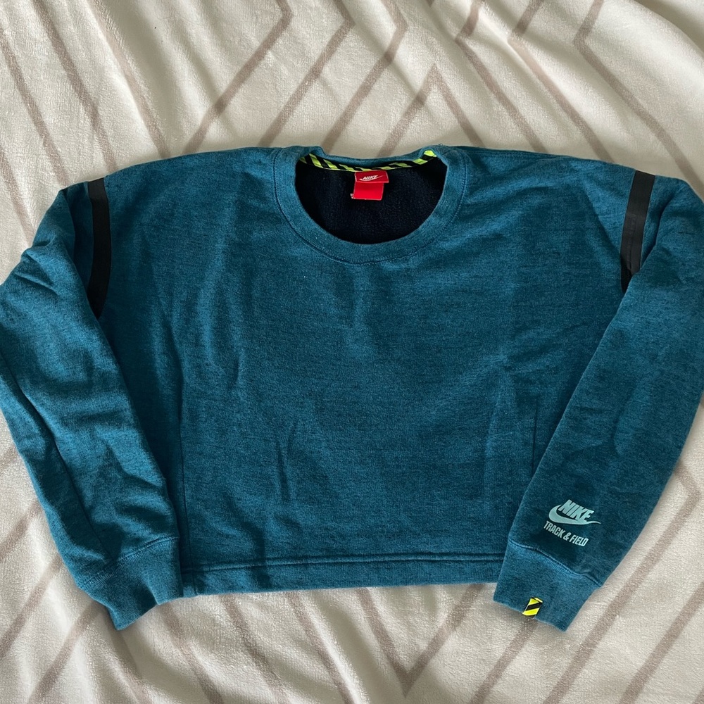 Loved, Nike Women’s/Juniors Cropped Teal Track&Field Sweater, Size Small S